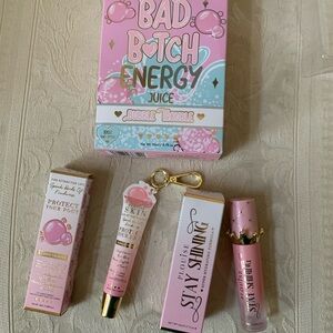 P.Louise Bad B*tch Energy Lip Oil & Conditioner Duo Bubble Trouble Bubbblegum